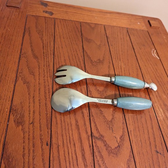 Stainless Steel 2005 Serving Set Spoon & Salad Fork Green Base w/Shell Accent - Picture 5 of 6